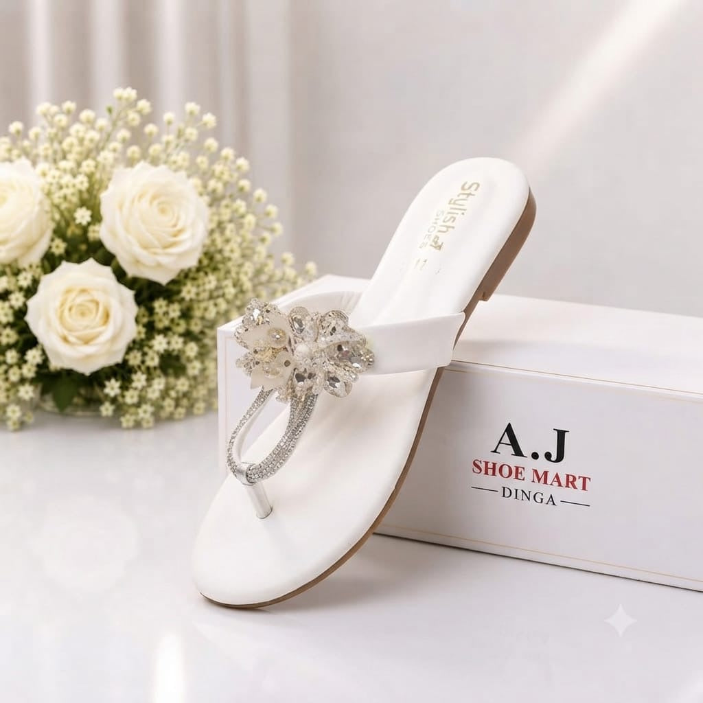 🌸Ladies Flat (Far) Chappal 🤍