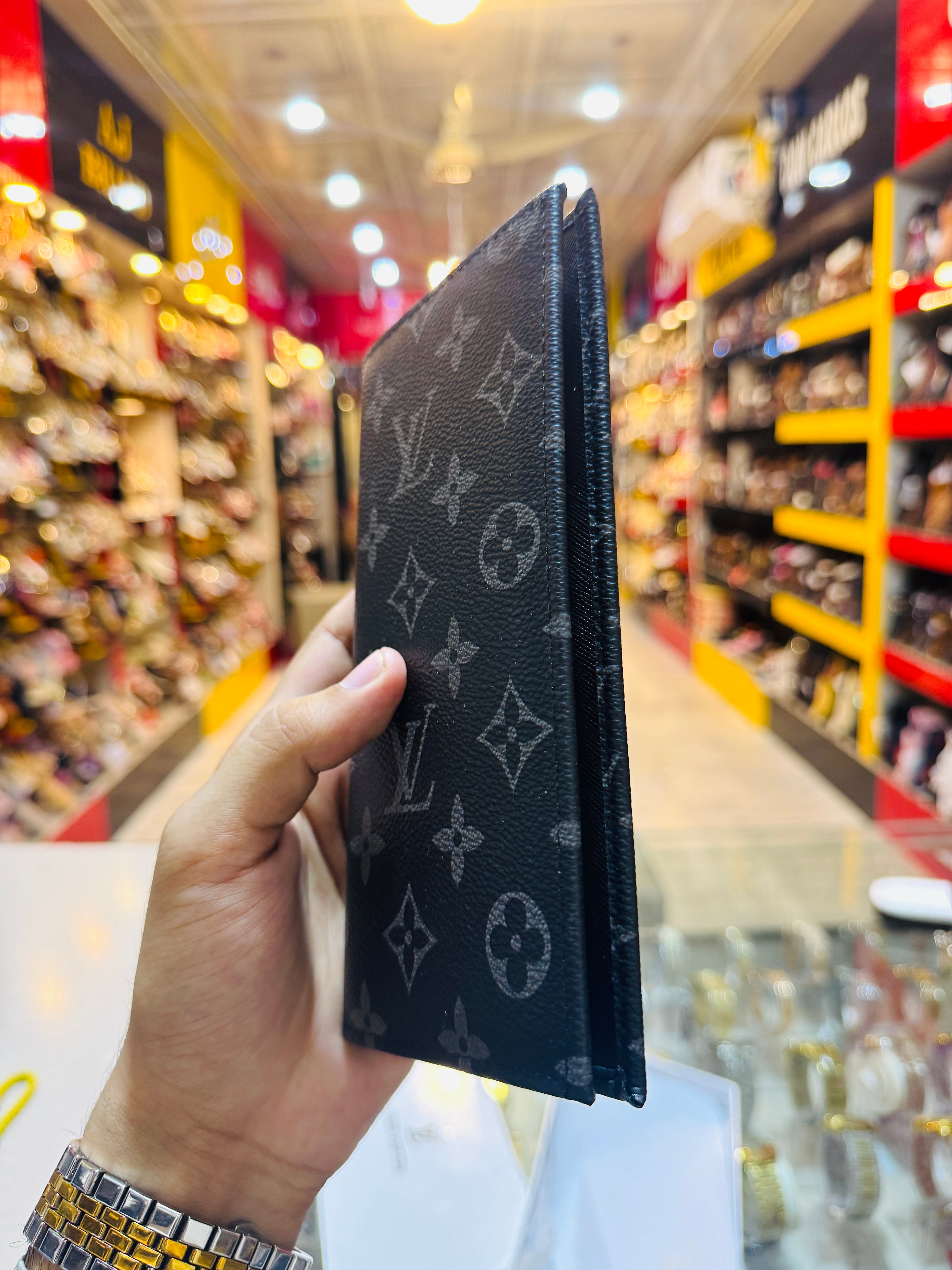 🚨Luxury Style Men's LV Long Wallet – Premium Leather Wallet with Gift Box
