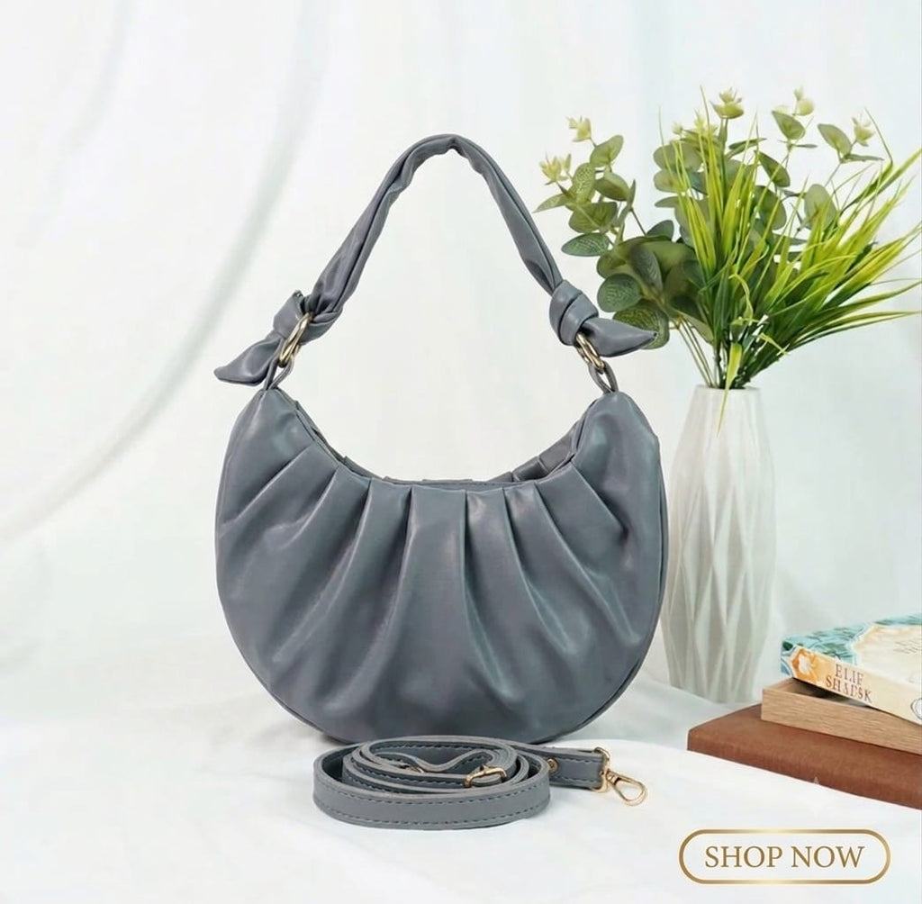 PREMIUM TRENDING BAGS 50%