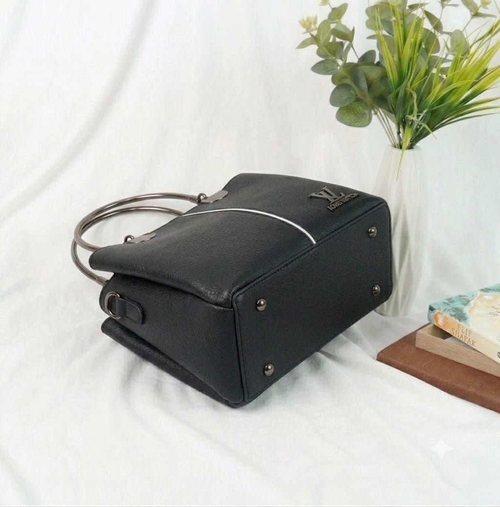 Ladies Hand bag Premium Quality 🌟
