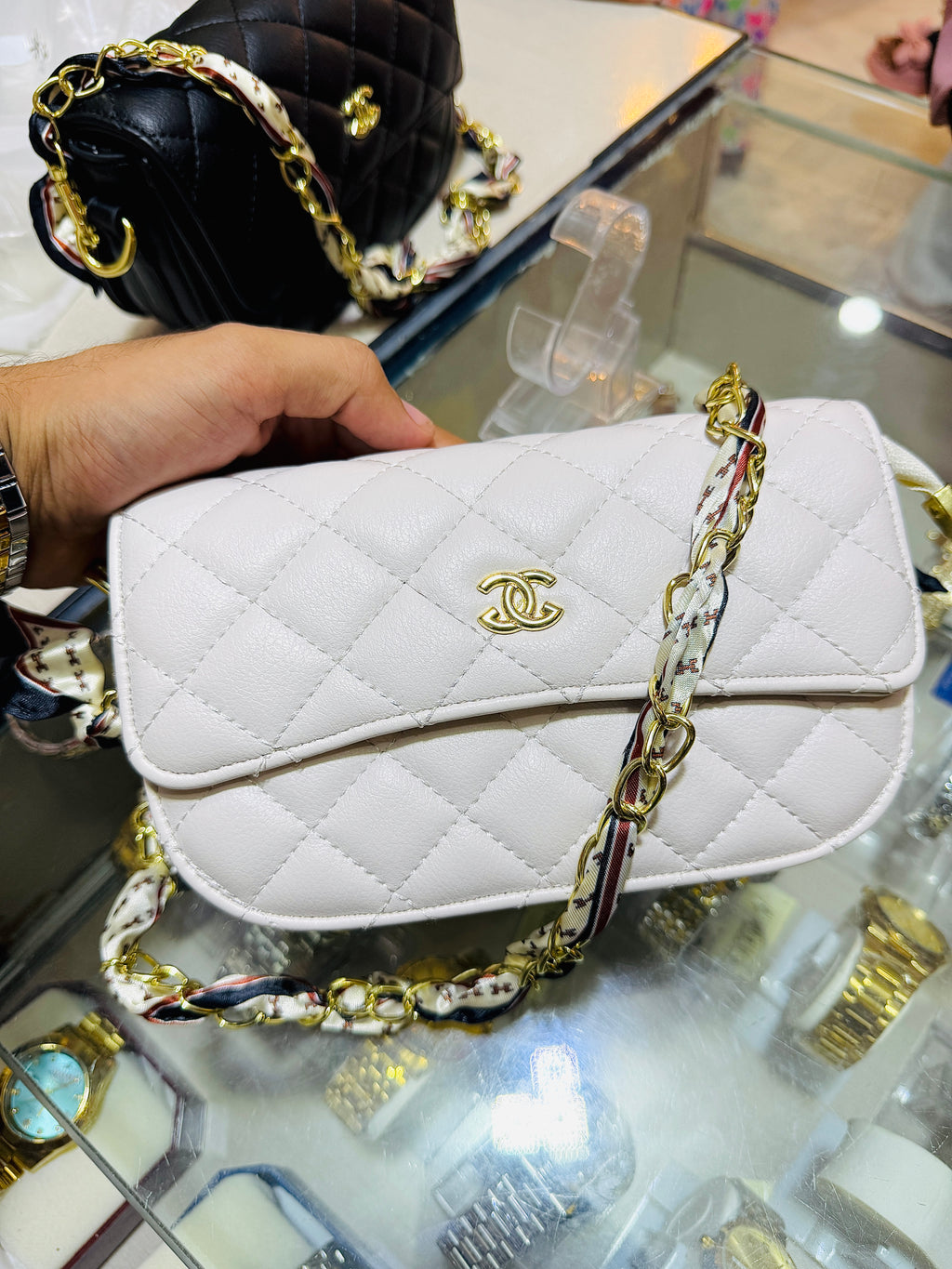 🌟 Elegant Quilted Chain Shoulder ladies Bag